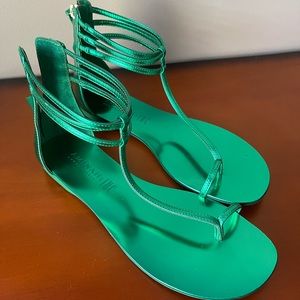 International concepts sandals new